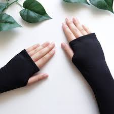 thumb hole sleeves